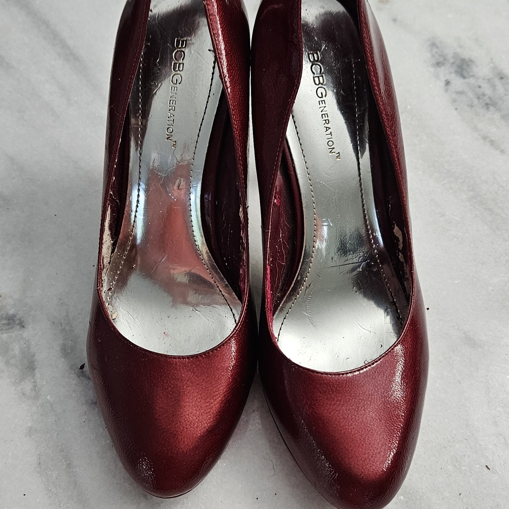 BCBGeneration Women's Burgundy Pumps
